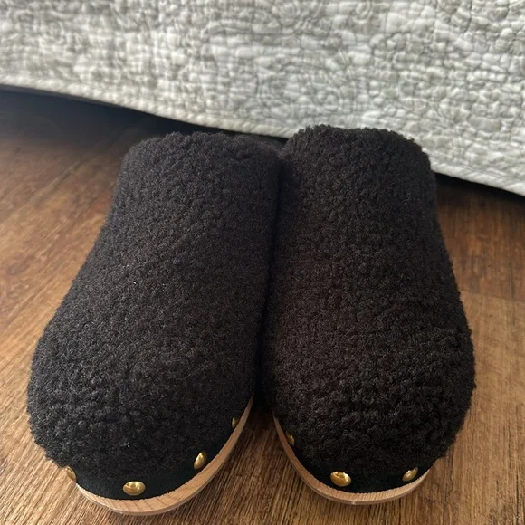 J Crew Faux Fur Sherpa Black Wooden Clogs Shoes Women Size 7 - Picture 3 of 5